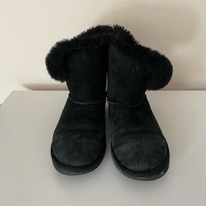 Bailey Button Uggs